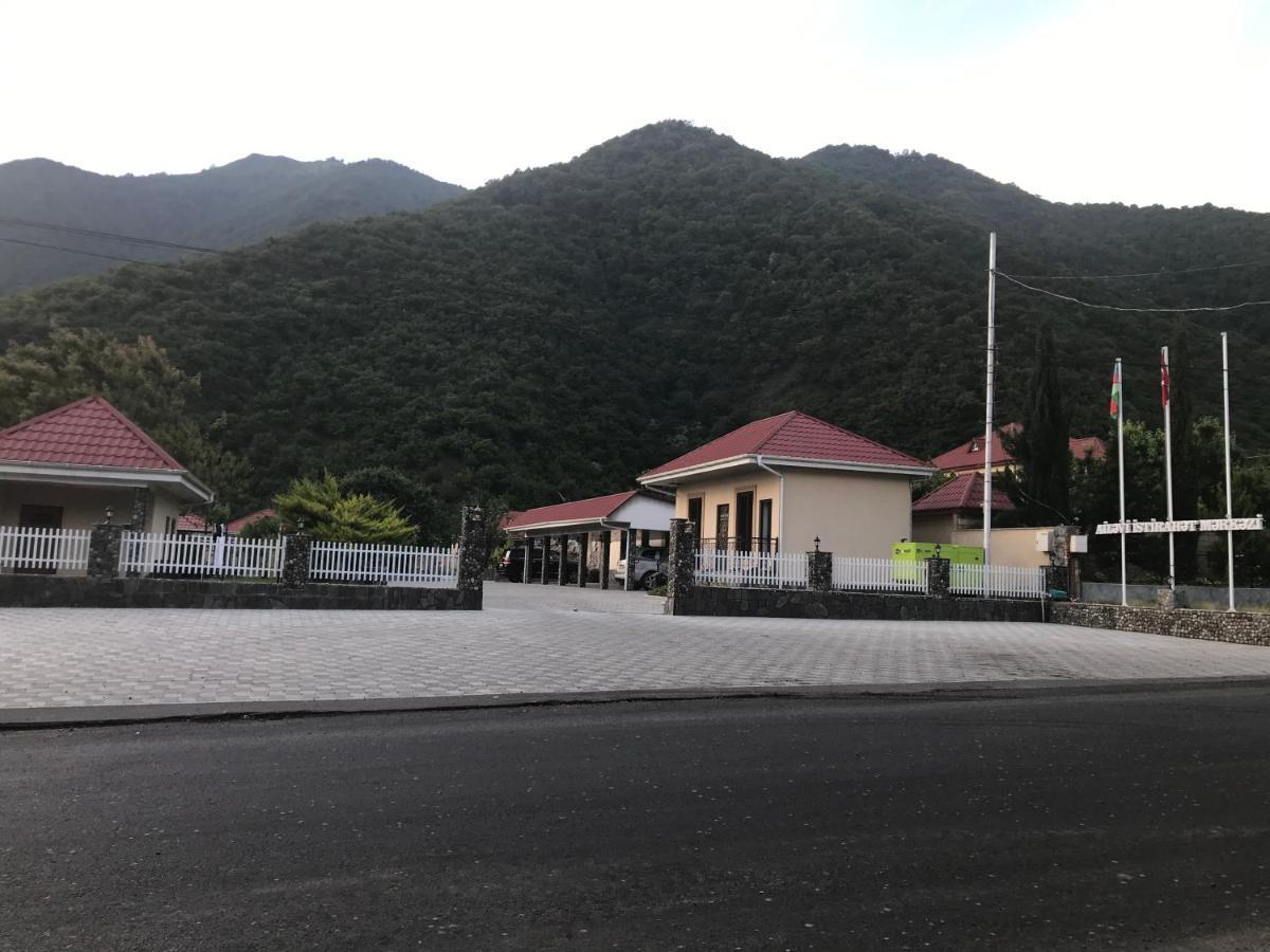 Residence Hotel Restoran Qax Exterior foto